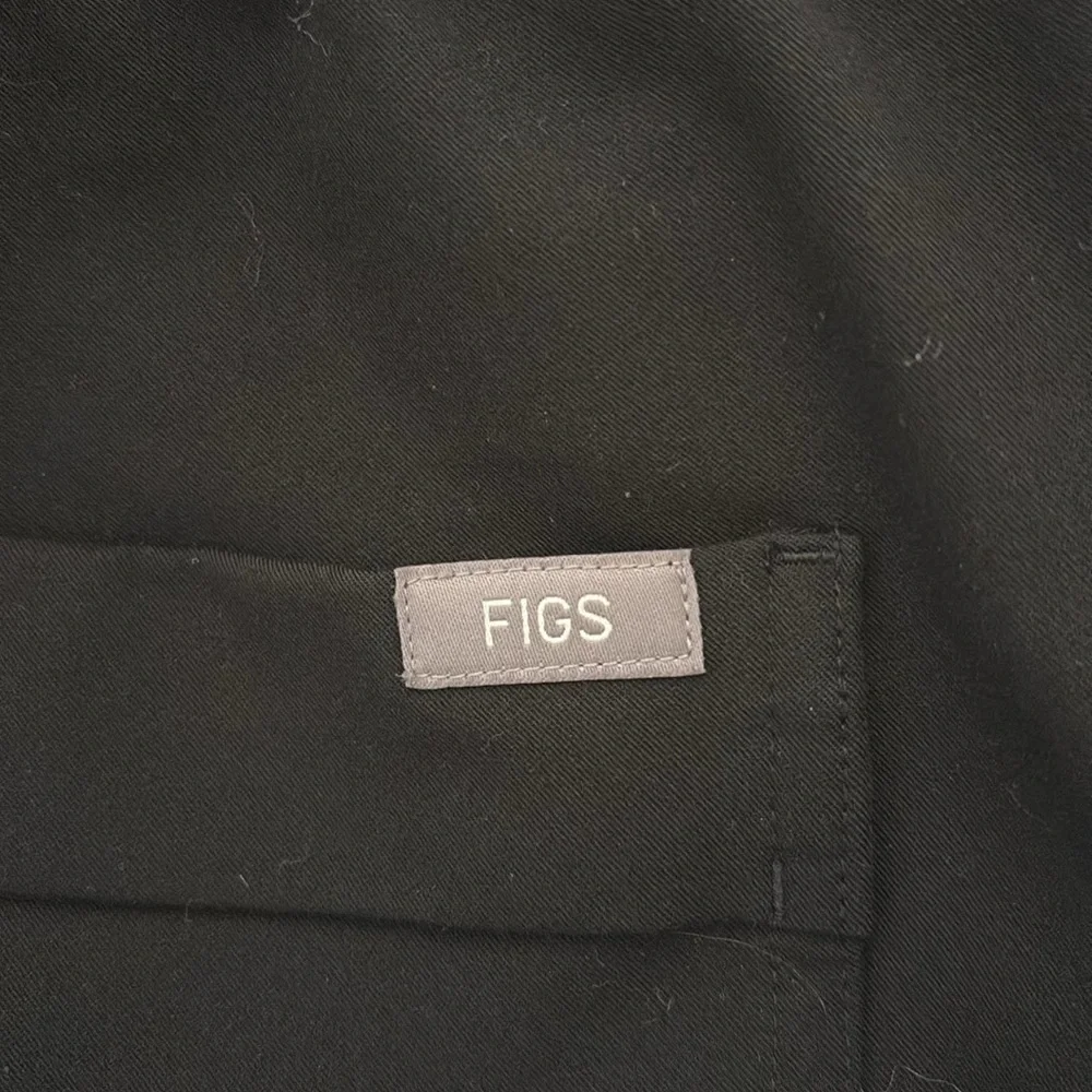 Figs Black Cargo Pants with Relaxed Fit